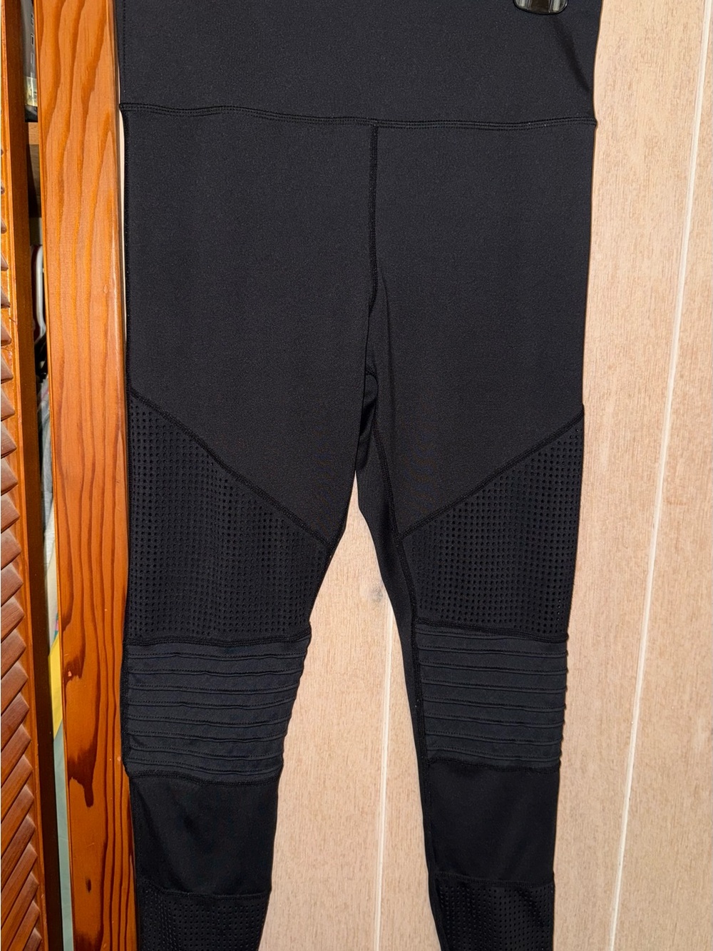 Zyia 8-10 Black High-Waist Athletic Leggings